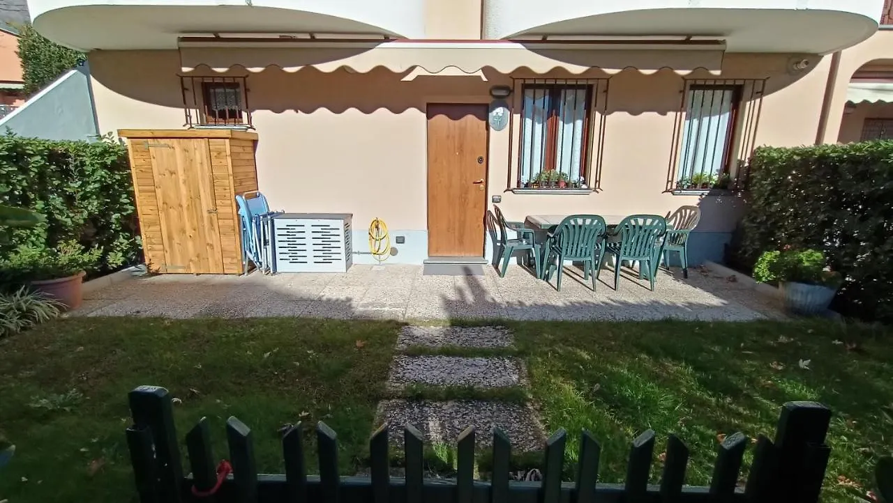 House In A Beautiful Residence With Garden, Swimming Pool And Parking Spot - Larihome A07 Domaso 0*,  Olaszország
