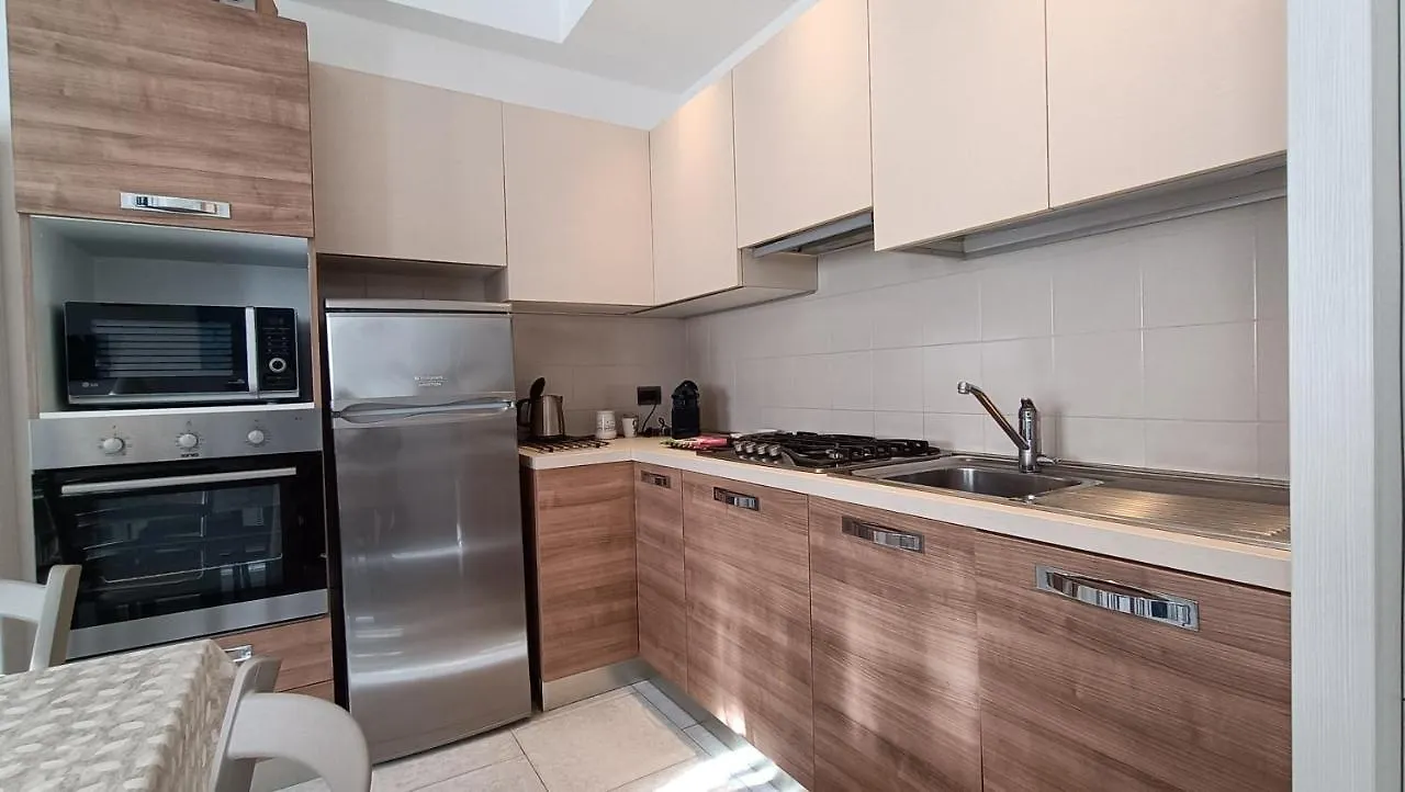 House In A Beautiful Residence With Garden, Swimming Pool And Parking Spot - Larihome A07 Domaso 0*,